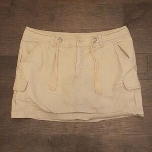 Bum Equipment tan khaki cargo Skort 🍀